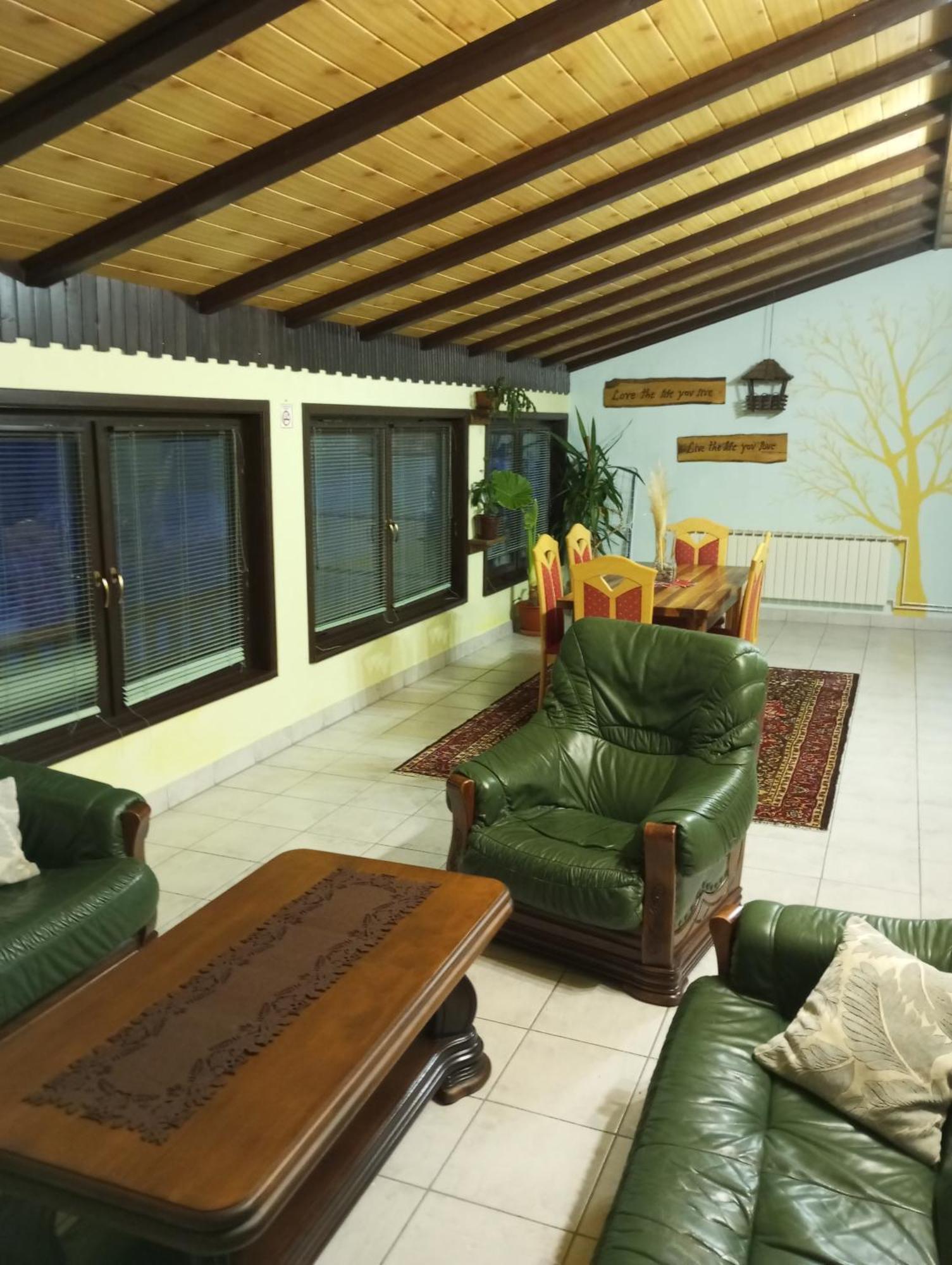 דרז'ניק גראד Guesthouse Pavlicic מראה חיצוני תמונה